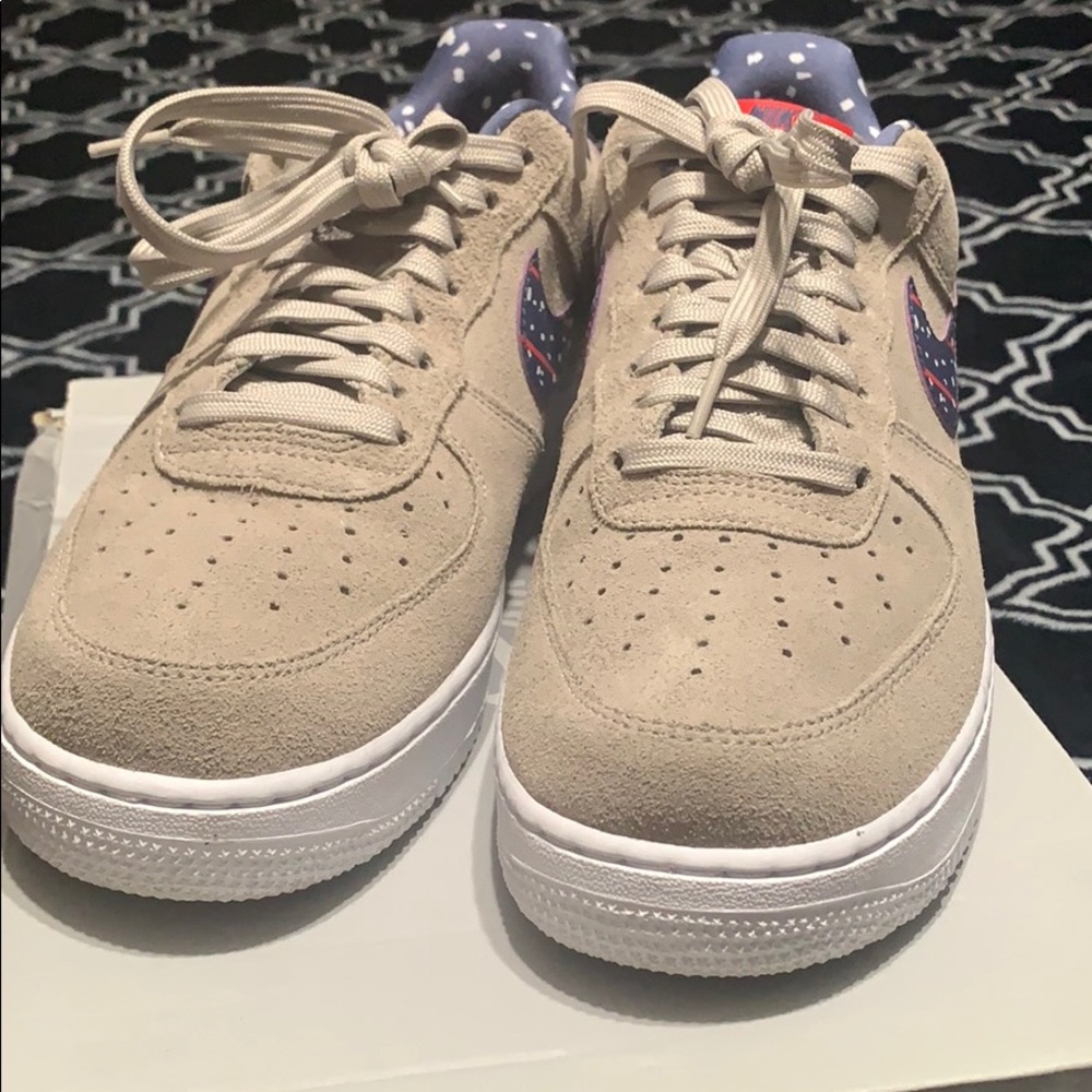 Nike Air Force 1